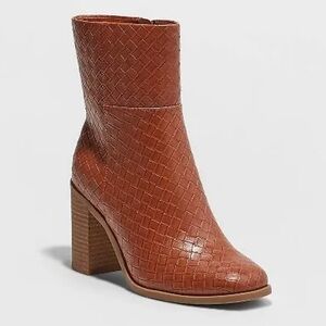 NWT‎ Universal Thread Women's Arden Mid Shaft Boots - Size: 6